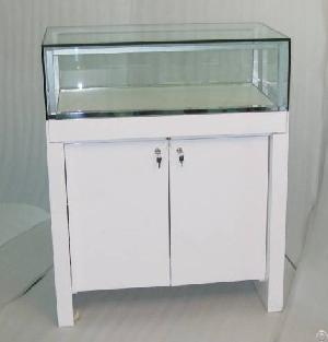 glossy jewelry counter case