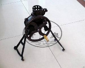 Hand Corn Thresher