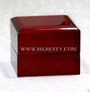 Glossy Red Ring Box With Led Light