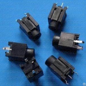 3.5mm Jack Connector Stereo Vertical Mount