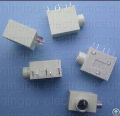 3.5mm Headphone Jack Socket 5 Pins