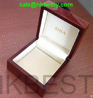 High Glossy Red Color Pendant Jewelry Box