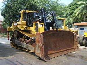Used Heavy Construction And Earthmoving Equipments