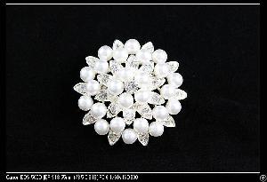 Brooch, White Crystal And White Pearls