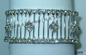 ke909 claw stretchy bracelet clear crystals