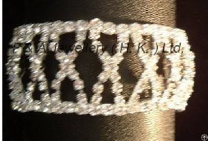 Ke968 Stretchy Bracelet, Clear Crystals, Silver Plated, Lovely Claw Type