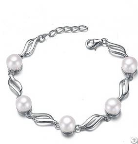 Natural Pearl Bracelent