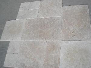 tumbled travertine 1 2 x 40 6 cm tile