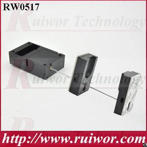 rw0517 retracting display cable