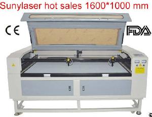 High Efficiency Double Heads Laser Cutting Machine For Fabrics Leathers Clothes Etc