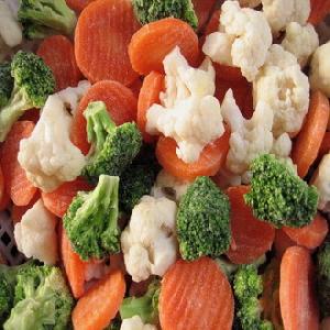 Iqf Vegetables Broccoli, Cauliflower, Green Beans, Iqf Fruits Strawberries, Peach Dices / Slices,