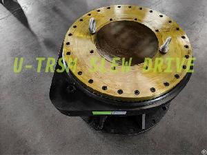 Gear Type Slewing Drive With Integrated Casting Base