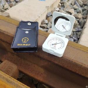 pointer rail thermometer