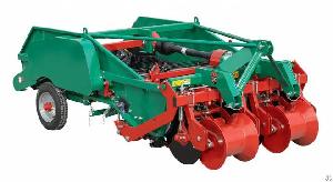 medium potato harvester