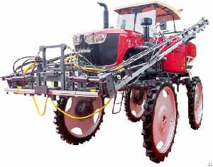 Self-propelled Boom Sprayer