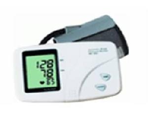 Wrist Type Fully Automatic Electronic Blood Pressure Monitor