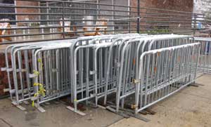 portable barriers crowds