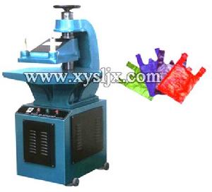 Hydraulics Pressure Rocker Raw Material Pressing Machine