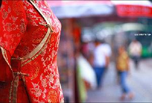 guangzhou wedding dresses wholesale guide assistant translator