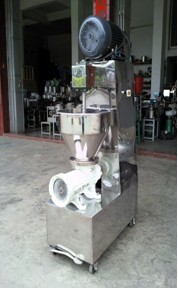 meat grinding machine1